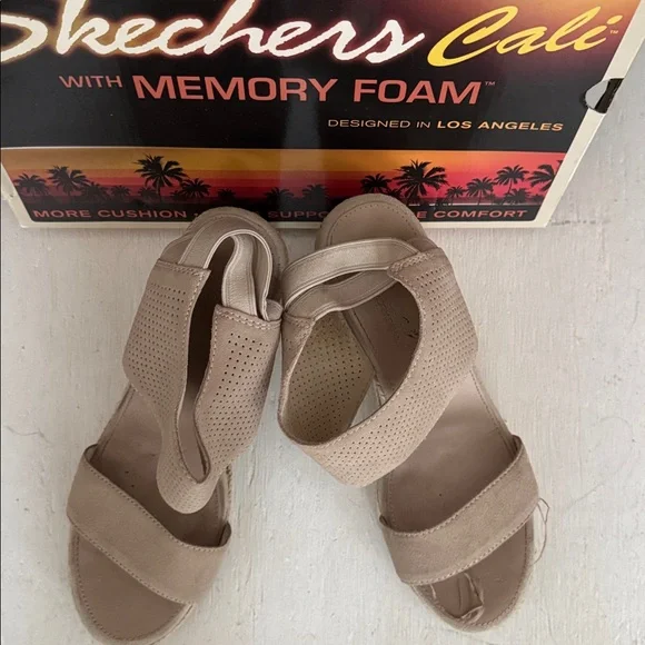 Skechers with Memory Foam Indigo Sky River Double Natural Wedges - Picture 2 of 7